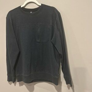 Mountain Hardware men’s sweatshirt size medium